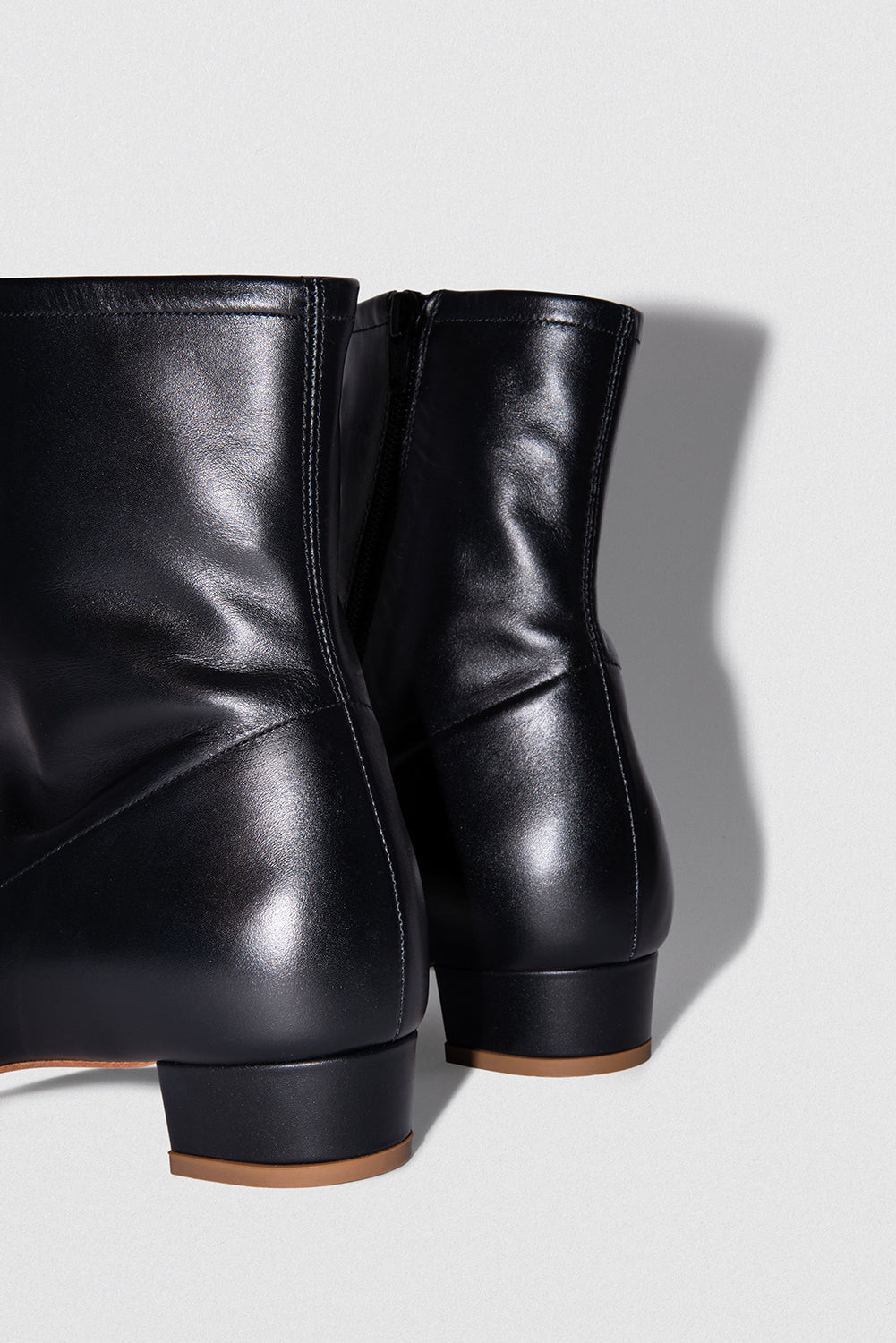 Este Boot Black Leather – BY FAR