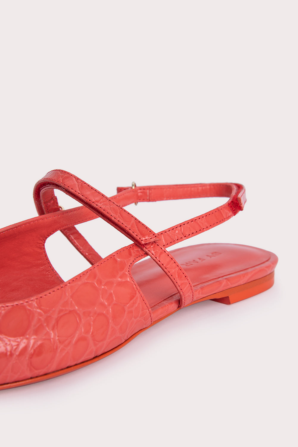 Jess Coral Circular Croco Embossed Leather